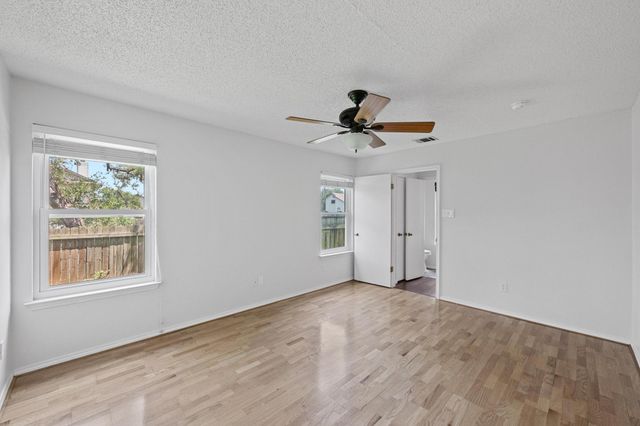 4000 Cortina DR, Austin, TX 78749