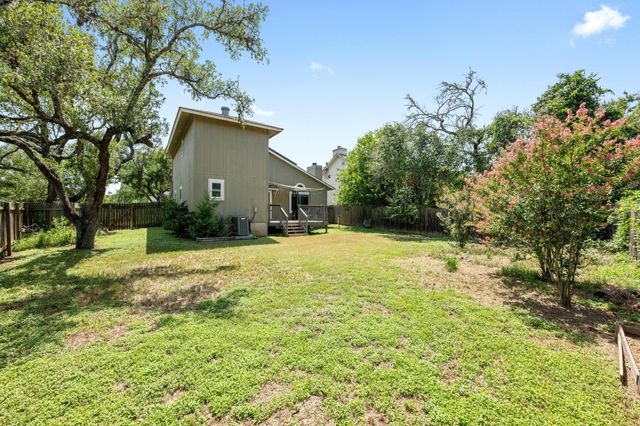 4000 Cortina DR, Austin, TX 78749