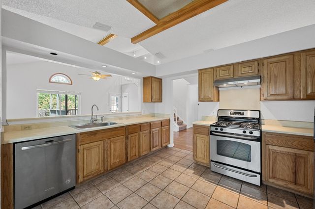 4000 Cortina DR, Austin, TX 78749