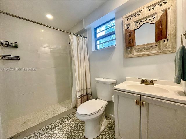 723 NE 62nd St TH-1, Miami, FL 33138