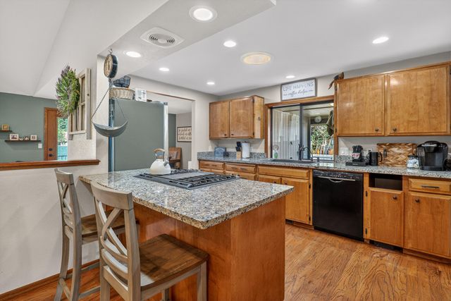 776 Delsie Drive, Grants Pass, OR 97527