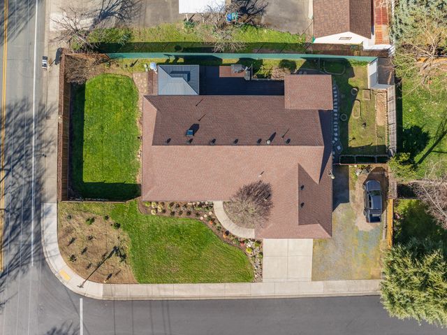 776 Delsie Drive, Grants Pass, OR 97527