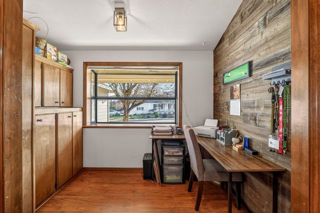 776 Delsie Drive, Grants Pass, OR 97527