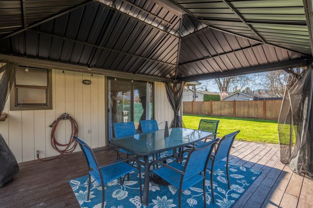 776 Delsie Drive, Grants Pass, OR 97527