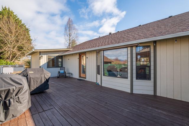 776 Delsie Drive, Grants Pass, OR 97527