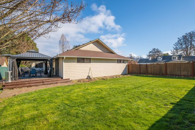 776 Delsie Drive, Grants Pass, OR 97527