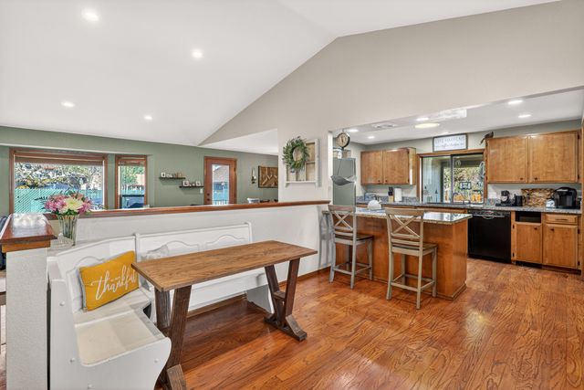 776 Delsie Drive, Grants Pass, OR 97527