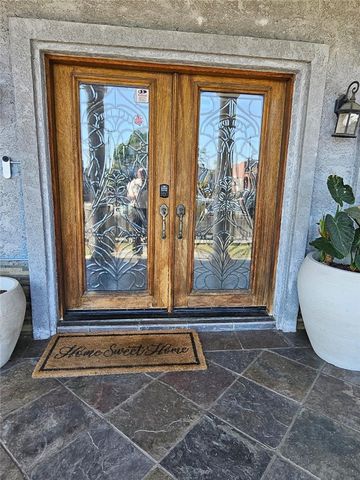1117 E 65th, Los Angeles, CA 90001