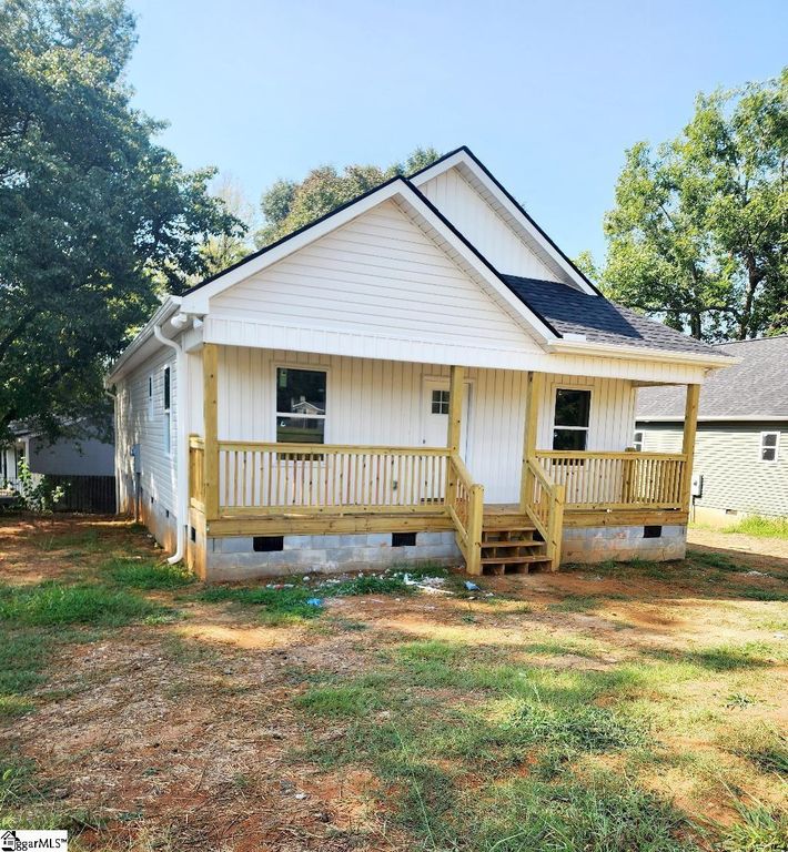 200 Broadus Street, Greer, SC 29651