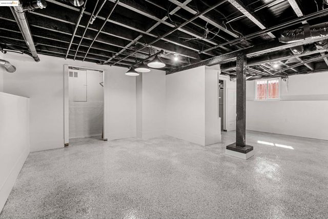 2231 38Th Ave, Oakland, CA 94601