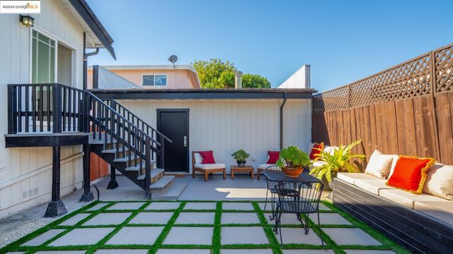 2231 38Th Ave, Oakland, CA 94601