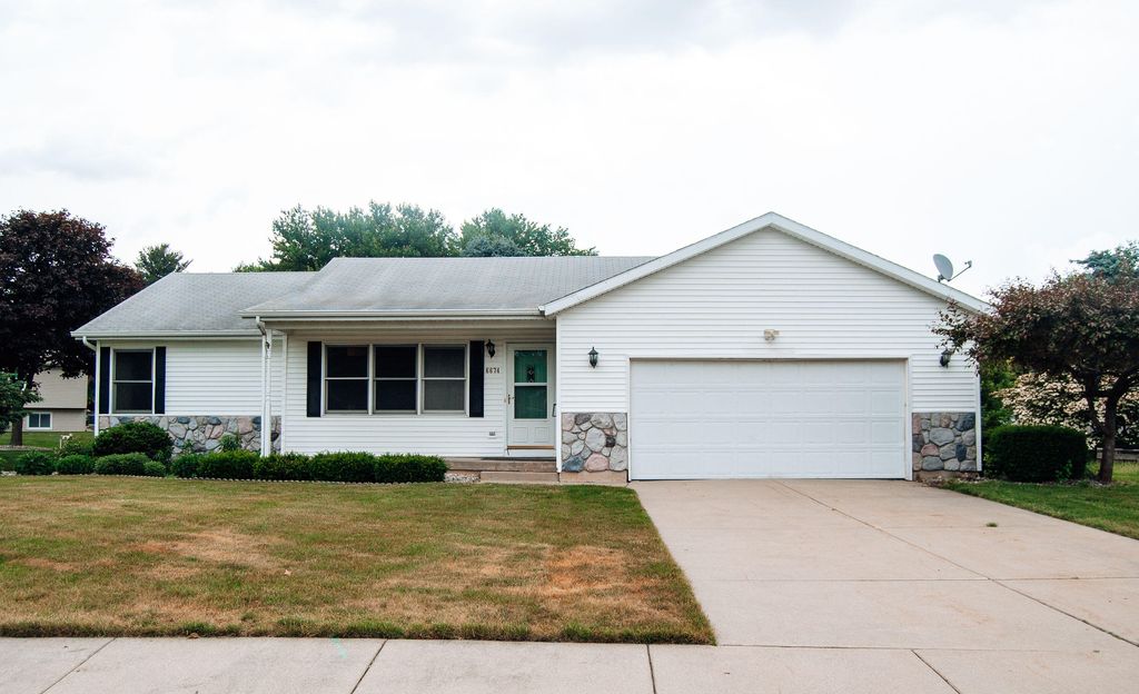 6674 Airfield Court SW, Byron Center, MI 49315
