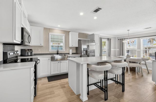 58012 Bahama Bay, Boynton Beach, FL 33436