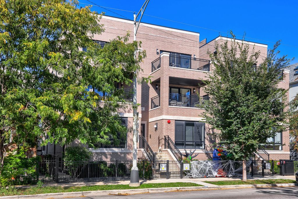 1648 W Diversey Parkway 2E, Chicago, IL 60614 — photo 2