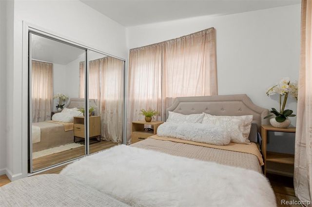 29890 Everett Street, Southfield, MI 48076