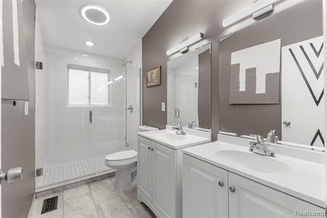 29890 Everett Street, Southfield, MI 48076