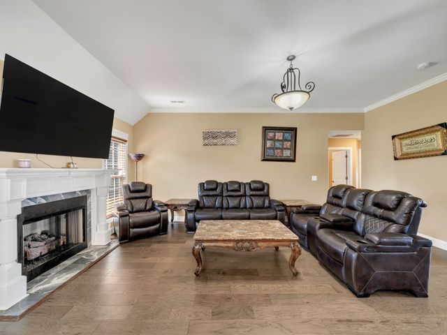 1084 Harrison Way, Clarksville, TN 37042