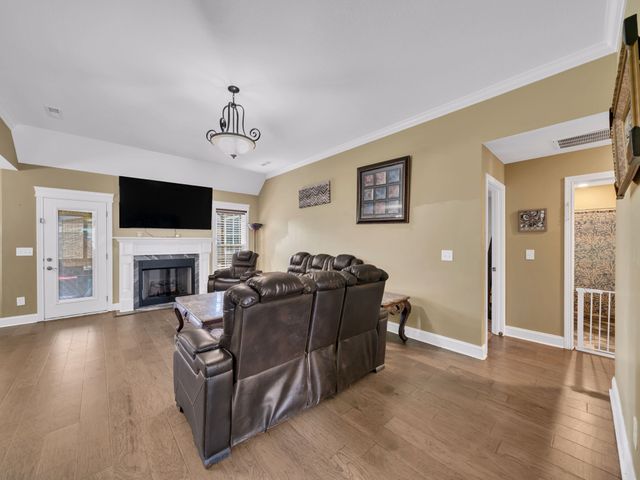 1084 Harrison Way, Clarksville, TN 37042