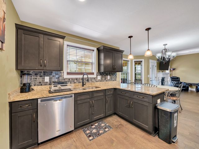 1084 Harrison Way, Clarksville, TN 37042