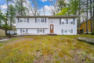 17 Chester Street, Rock Hill, NY 12775
