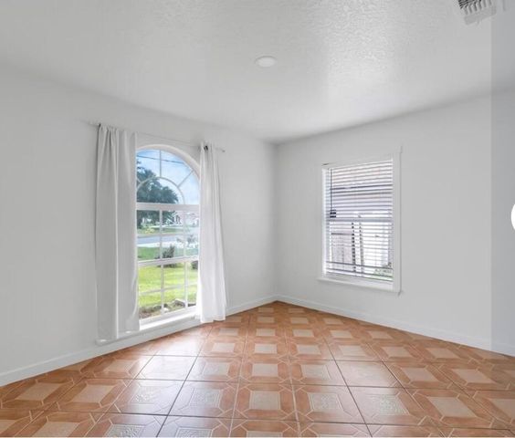 34 Bradford Court, Kissimmee, FL 34758