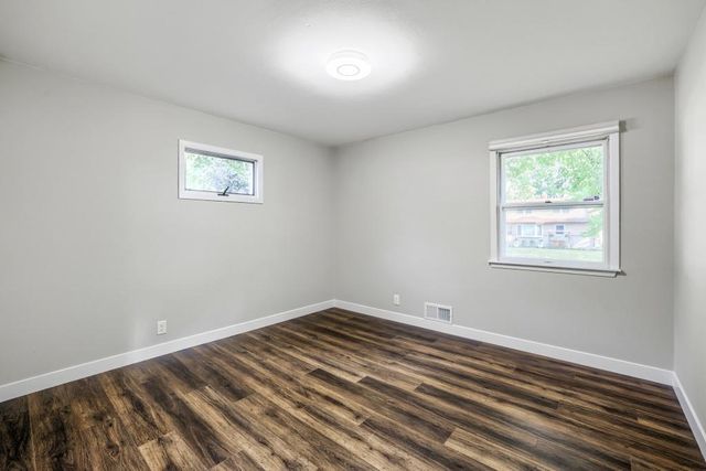 3694 Upper 73rd Street E, Inver Grove Heights, MN 55076
