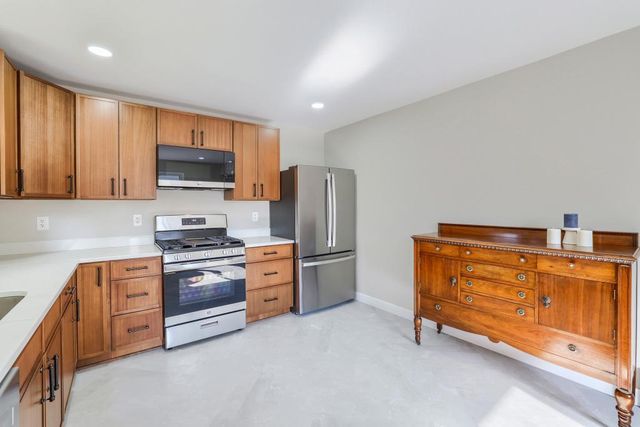 3694 Upper 73rd Street E, Inver Grove Heights, MN 55076