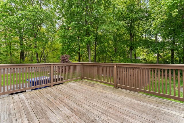 65 Redland Avenue, East Providence, RI 02916