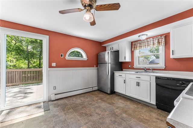 65 Redland Avenue, East Providence, RI 02916