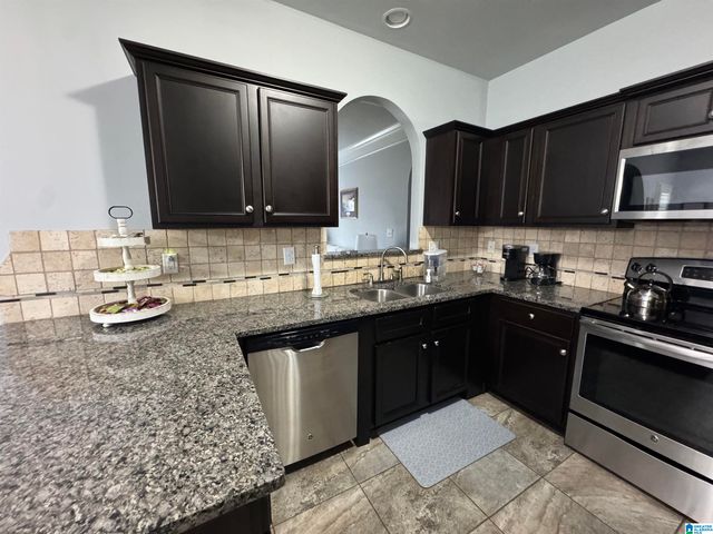 5532 TIMBER LEAF TRAIL, Bessemer, AL 35022