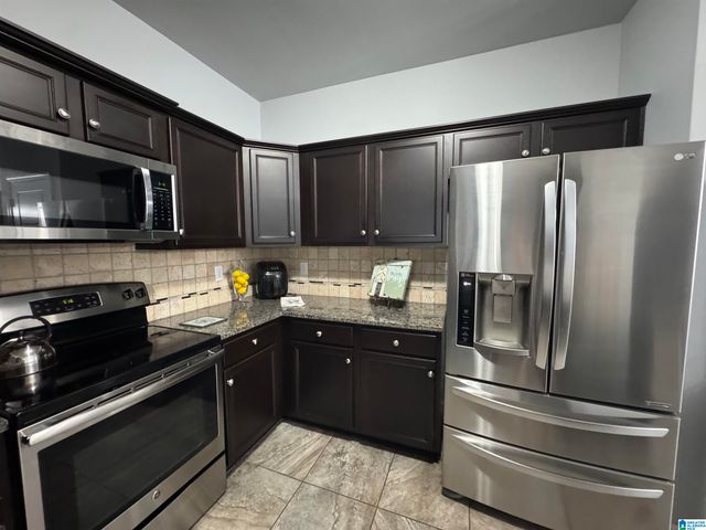 5532 TIMBER LEAF TRAIL, Bessemer, AL 35022