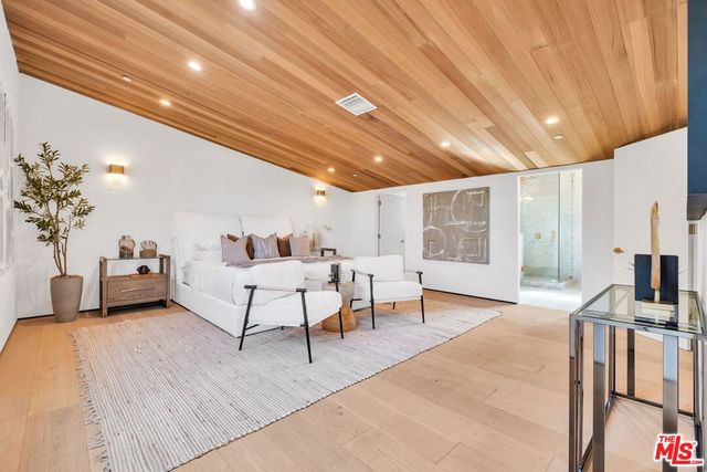 611 Broadway Street, Venice, CA 90291