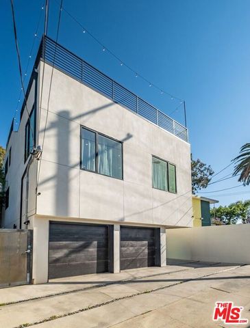 611 Broadway Street, Venice, CA 90291
