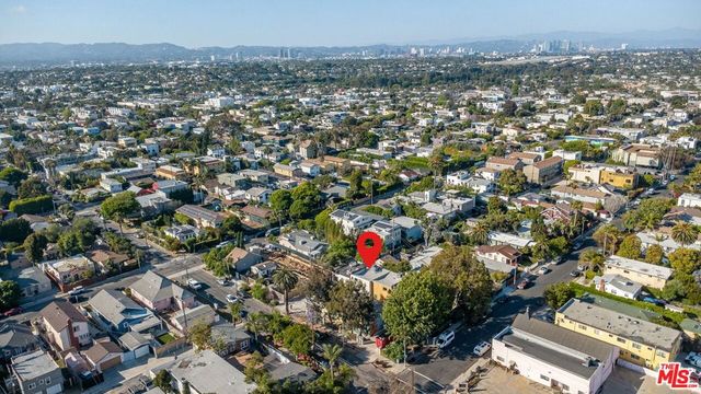 611 Broadway Street, Venice, CA 90291