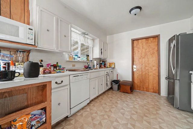 8792 Hidden Valley Rd, Mountain Ranch, CA 95246