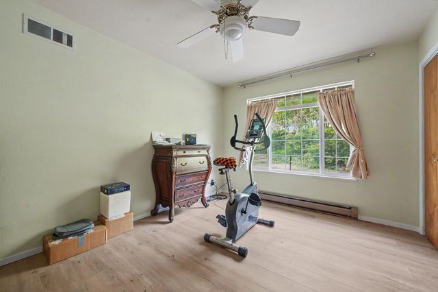 8792 Hidden Valley Rd, Mountain Ranch, CA 95246