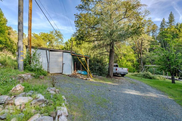 8792 Hidden Valley Rd, Mountain Ranch, CA 95246