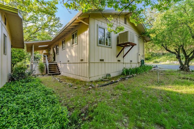 8792 Hidden Valley Rd, Mountain Ranch, CA 95246