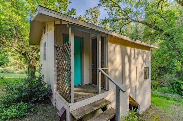 8792 Hidden Valley Rd, Mountain Ranch, CA 95246
