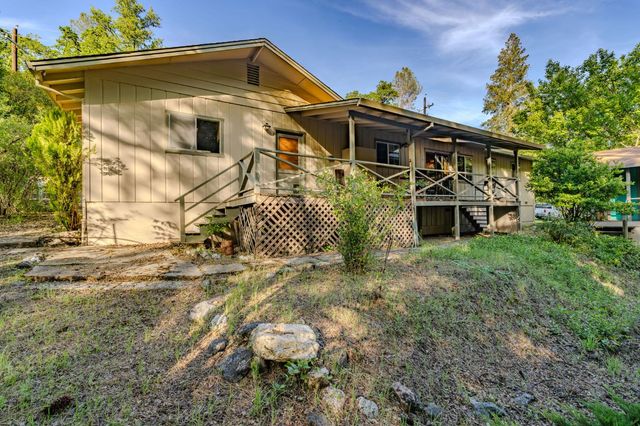 8792 Hidden Valley Rd, Mountain Ranch, CA 95246