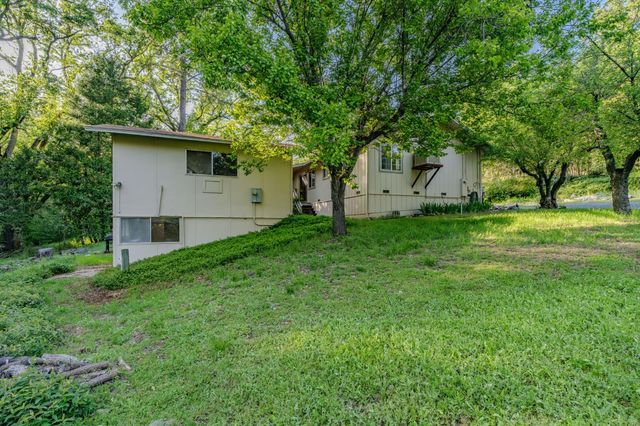 8792 Hidden Valley Rd, Mountain Ranch, CA 95246
