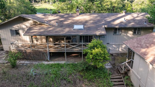 8792 Hidden Valley Rd, Mountain Ranch, CA 95246