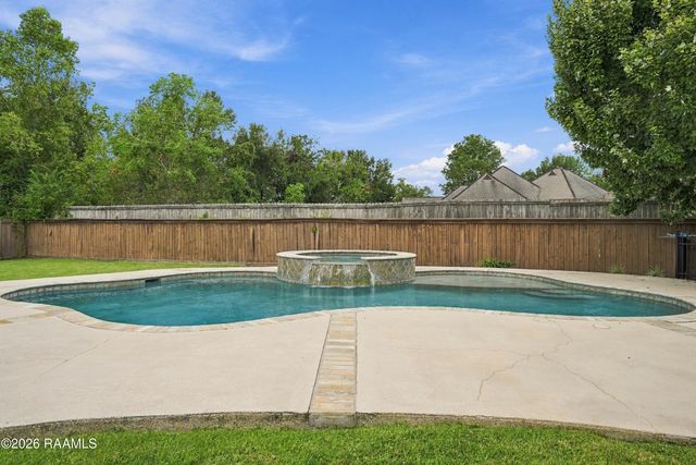 104 Bridge Creek Cove, Lafayette, LA 70508