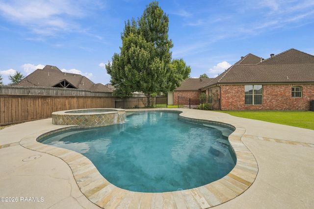 104 Bridge Creek Cove, Lafayette, LA 70508