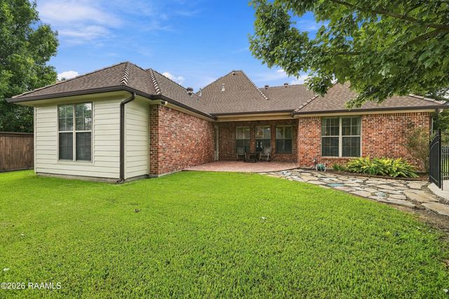 104 Bridge Creek Cove, Lafayette, LA 70508
