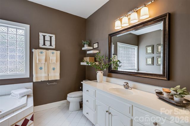 1004 Ashley Place, Belmont, NC 28012