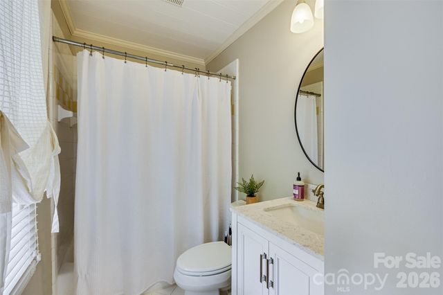 1004 Ashley Place, Belmont, NC 28012