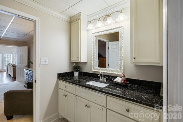 1004 Ashley Place, Belmont, NC 28012