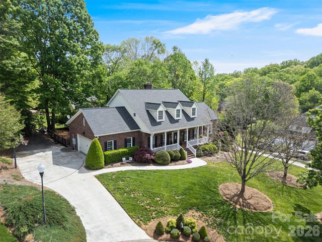 1004 Ashley Place, Belmont, NC 28012