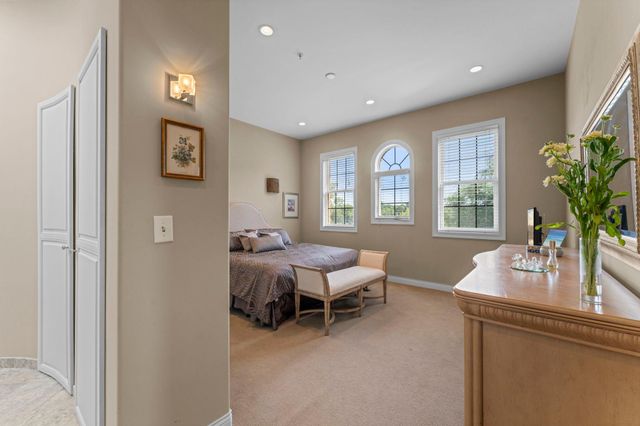 3125 Inglewood Avenue S 202, Saint Louis Park, MN 55416